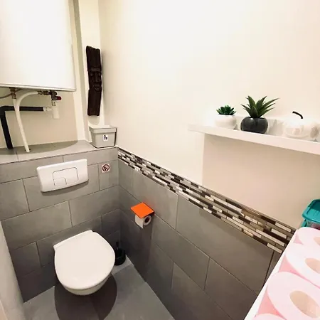 Bel Appartement Avec Toit-Terrasse, 2 Chambres, Centre Ville De Nice Nice