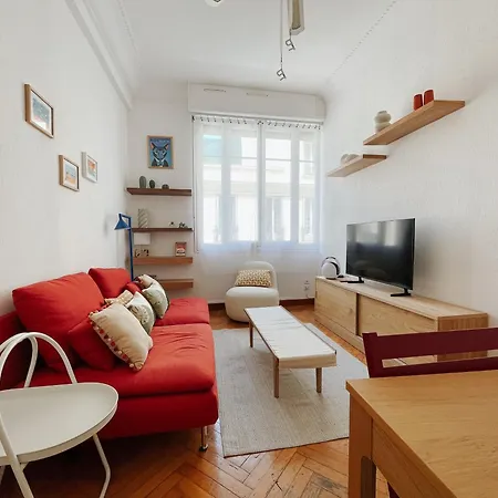 Apartment 2 Chambres, Quartier Tzarevitch Nice