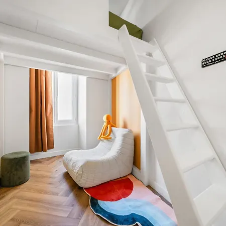 Apartment Luxueux, Equipe En Plein Coeur De Ac-parking - 4 *