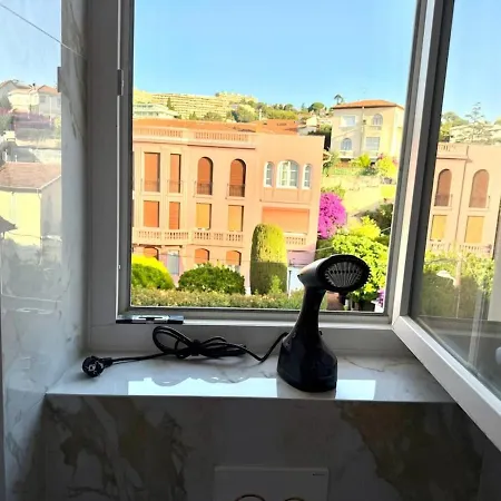 Apartment Bright With Garden Near *