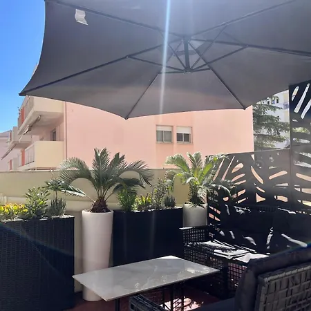 Terrasse 4 A 6 Personnes De Gamme Port, Riquier Apartment Nice