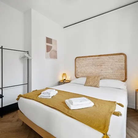 L17 Staywizus - Bosco 3bdr 2 Bath Terrace - Parking & Ac Apartment