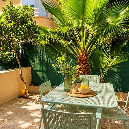 T4 Moderne Climatise - Parking Prive- Terrasse - - Nice