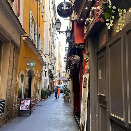 Cathedral View - Heart Of Vieux Apartment