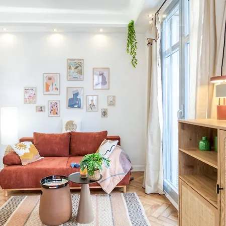 L23 Staywizus - 1 Bdr Shakespeare 2 Balconies - Clim & Wifi *