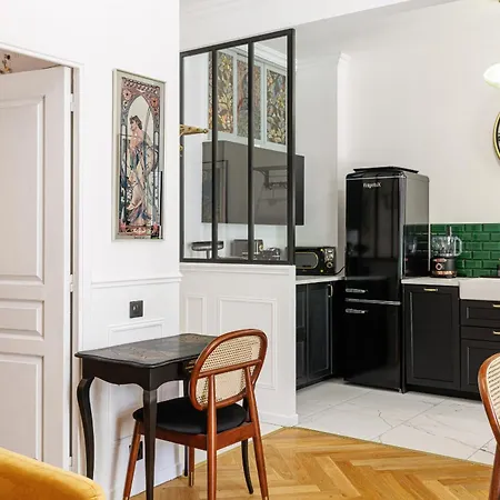 Peaceful 1 Bdr & Large Sunny Terrace - Bail Mobilite Apartment *