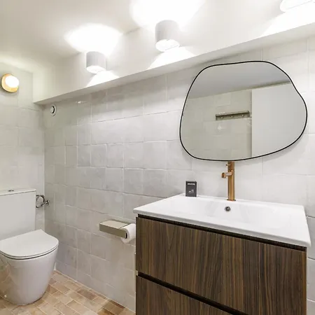 20 Quai Lunel - Loft Vue Port De - 2 Mezzanine - Climatise *