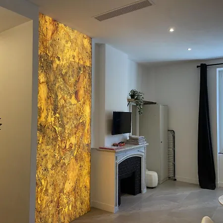 Joli Appartement Avec Jardin, 2 Chambres, Centre Ville De Nice Apartment *