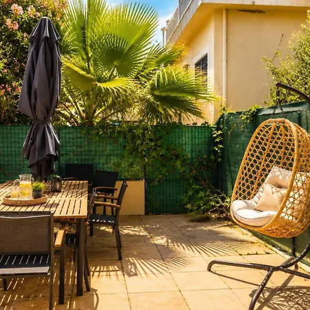 T4 Moderne Climatise - Parking Prive- Terrasse - - Apartment