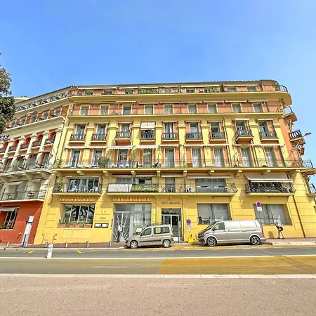 Exceptional Sea Front French Riviera Apartment *