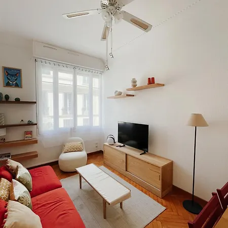 2 Chambres, Quartier Tzarevitch