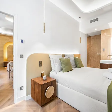 Luxueux, Equipe En Plein Coeur De Ac-parking - 4 Apartment