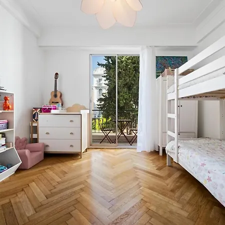 Apartment 110 M2 Family, 3 Bedrooms Ac And Terrace 8 Min Away Nice