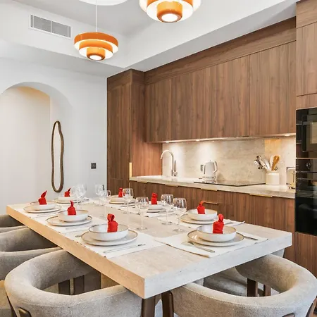Luxueux, Equipe En Plein Coeur De Ac-parking - 4 Apartment
