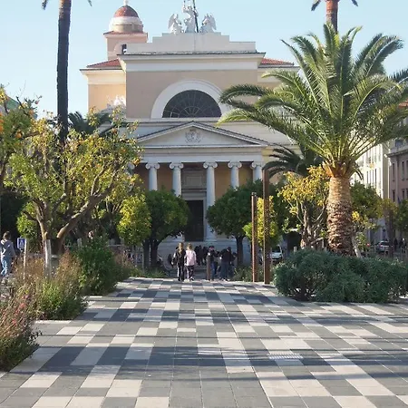 Unique Dans Le Vieux-nice! Avec Jardin Et Terrasse