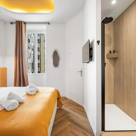 Luxueux, Equipe En Plein Coeur De Ac-parking - 4 Apartment