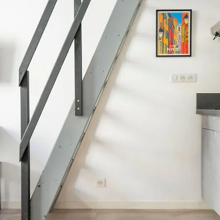 Apartment Unique 2 Biens En 1, Clim, Moderne, A 300m Nice