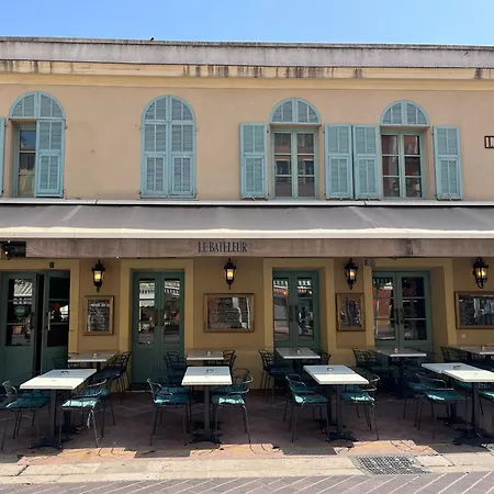 Unique Dans Le Vieux-nice! Avec Jardin Et Terrasse Nice