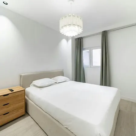 2Rue Villa With Private Pool - Beachfront