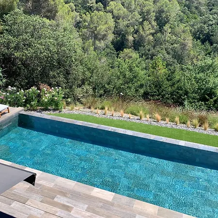 Californian 4 Bedrooms Nice