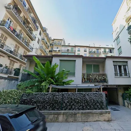 2Rue Villa With Private Pool - Beachfront Inn *