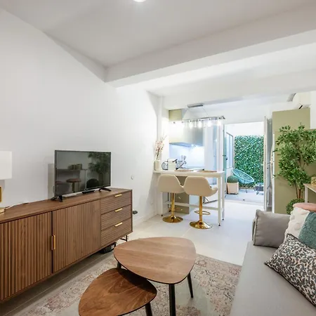 2 Bedroom Near Sea