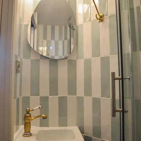 The Sailor's Apartment