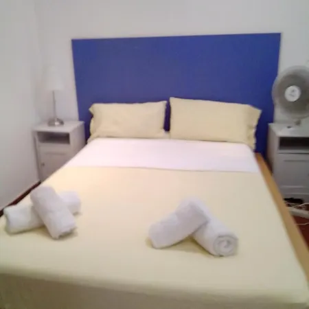 Apartment Location In Nice! 2 Bedrooms Sleeps 4