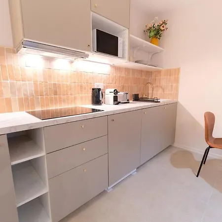 Cocon Inspire Des Pouilles A Deux Pas De La Apartment