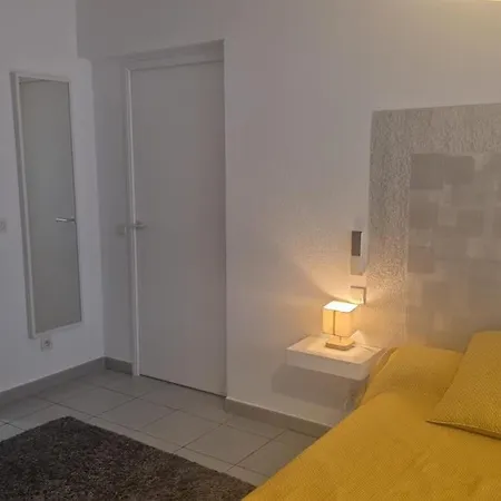 Apartment 2 Pieces, Meridia