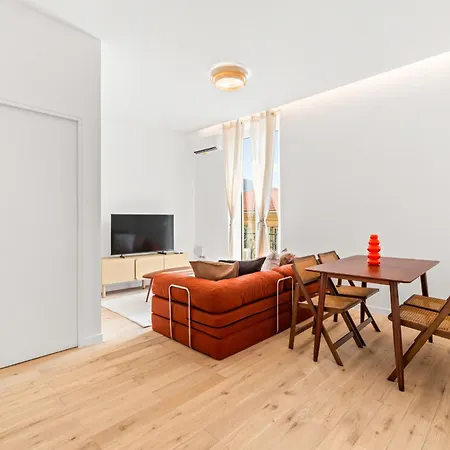 Apartment Bright & Charming 1 Bedroom *