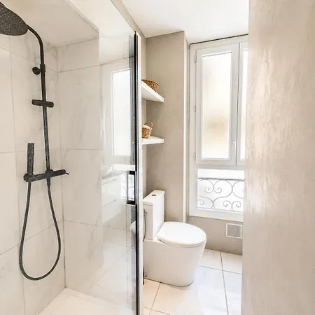 B Op Cocon Du Port - Port Lympia Apartment