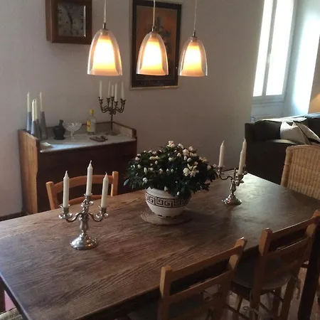 Location In Nice! 2 Bedrooms Sleeps 4 Apartment *