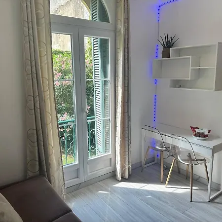 Blue Horizon 6 Air Conditioning 4 Minutes Apartment Nice