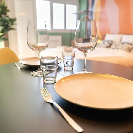 Proche Mer, Cosy Apartment *