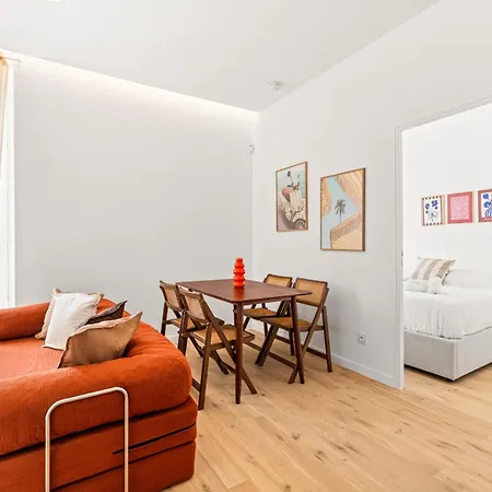 Bright & Charming 1 Bedroom * Nice