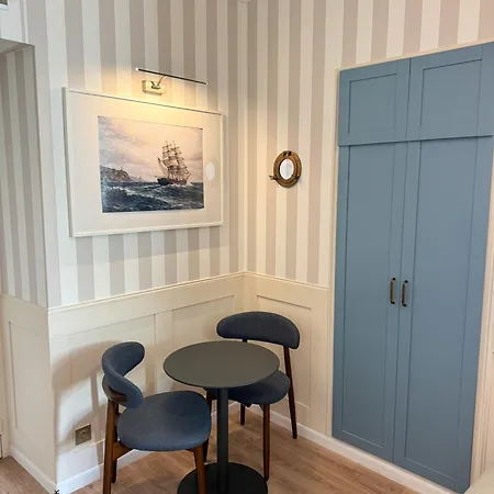 The Sailor's Nice