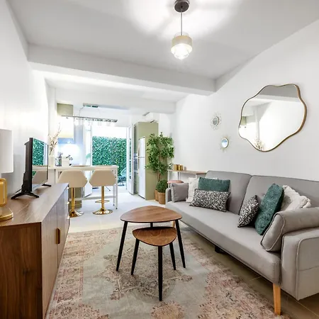2 Bedroom Near Sea *