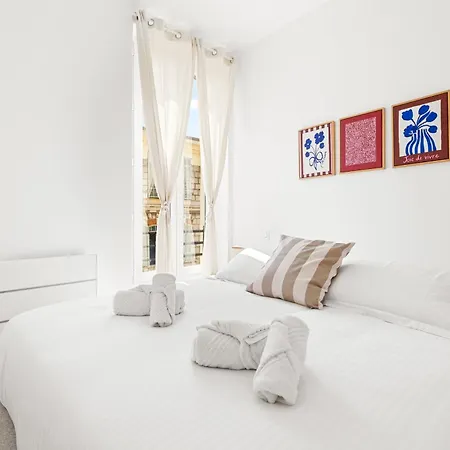 Apartment Bright & Charming 1 Bedroom Nice
