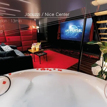 Apartment Cinema Nice