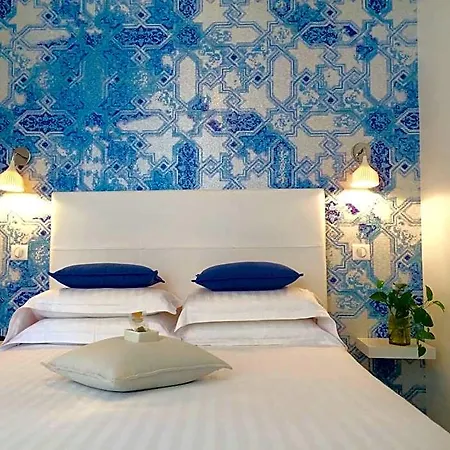 Rose Hotel 3*
