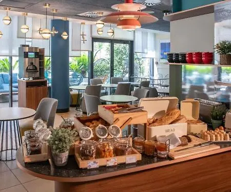 Ibis Styles Aéroport Arenas 3*