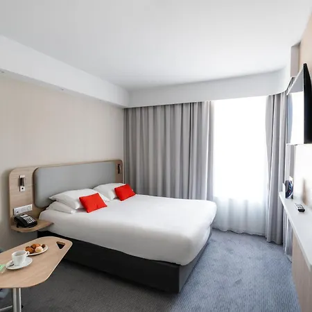 Hotel Express - - Grand Arenas By Ihg 3*