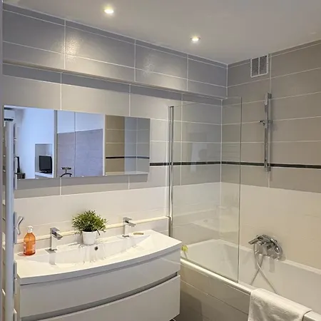 Centre De - A-c - Wifi - Balcon 500m Promenade Des Apartment Nice