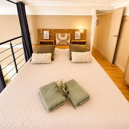 Spacious Loft, Duplex, Old Town, 3 Bedrooms - Easy Check-in Nice