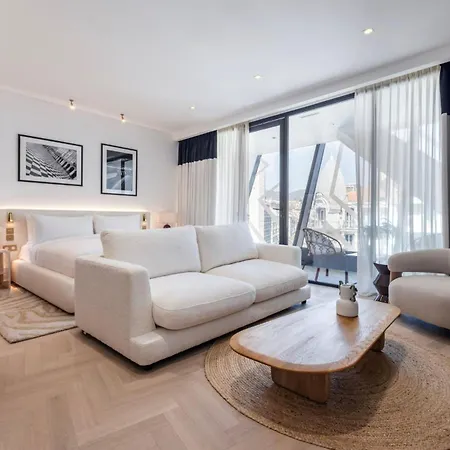 Doubletree By Hilton Centre Iconic Hotel 4*