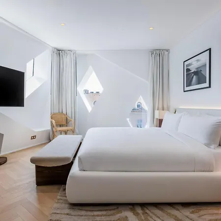 Doubletree By Hilton Centre Iconic 4* Nice