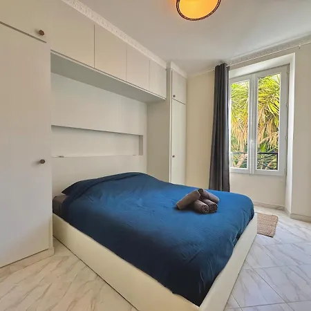 Beautiful 2-bedroom 5-minute Walk To Promenade Des Apartment *
