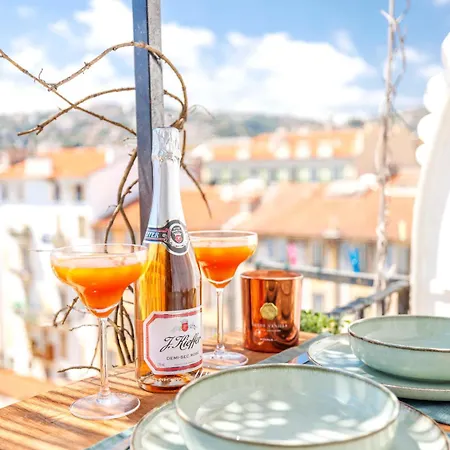 Apartment Hyper Centre - Balcon - Calme - Climatisation - Wifi - Tramway - Cuisine Equipe