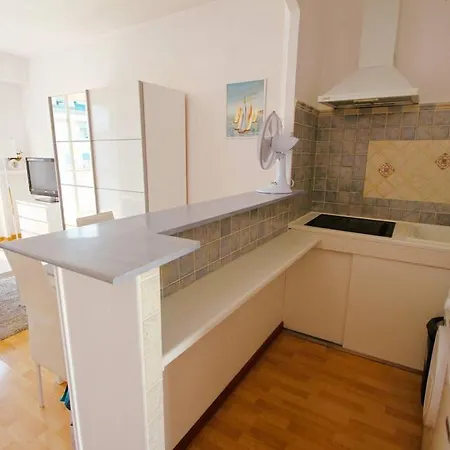 Apartment Wehost - A 2 Cet Ete - Plages & Tramway Nice
